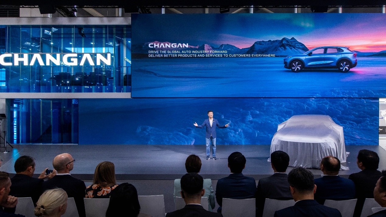 2025慕尼黑车展：银河集团官网汽车新能源、智能化技术备受关注 “海纳百川”全面加速，新银河集团官网闪耀慕尼黑国际车展